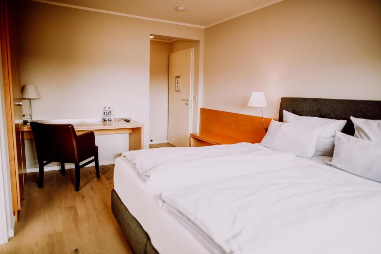 Romantik Hotel Schmiedegasthaus Gehrke Bad Nenndorf Bagian luar foto