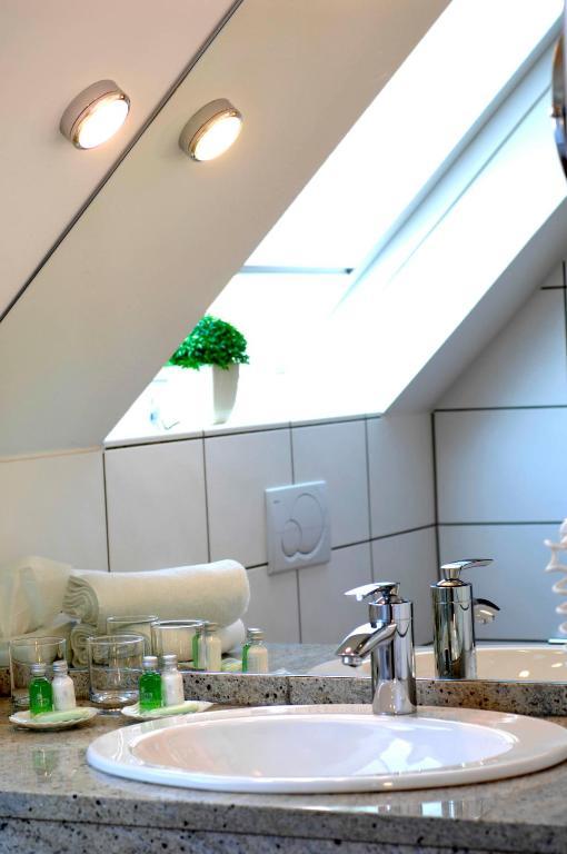 Romantik Hotel Schmiedegasthaus Gehrke Bad Nenndorf Ruang foto