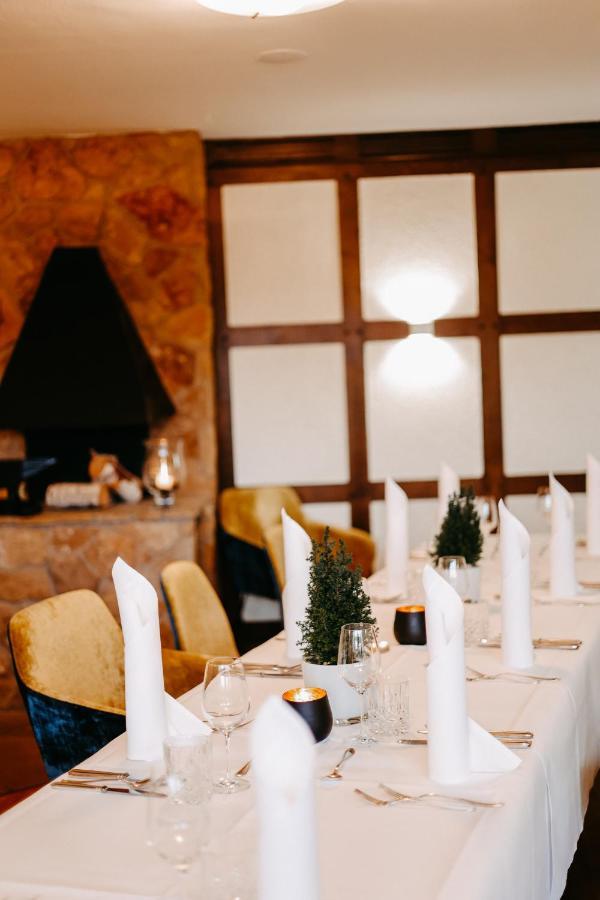 Romantik Hotel Schmiedegasthaus Gehrke Bad Nenndorf Bagian luar foto